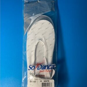 NWOT So Danca Just Dance BA-40 White Gym Slippers/ Ballet Shoes Size 1M